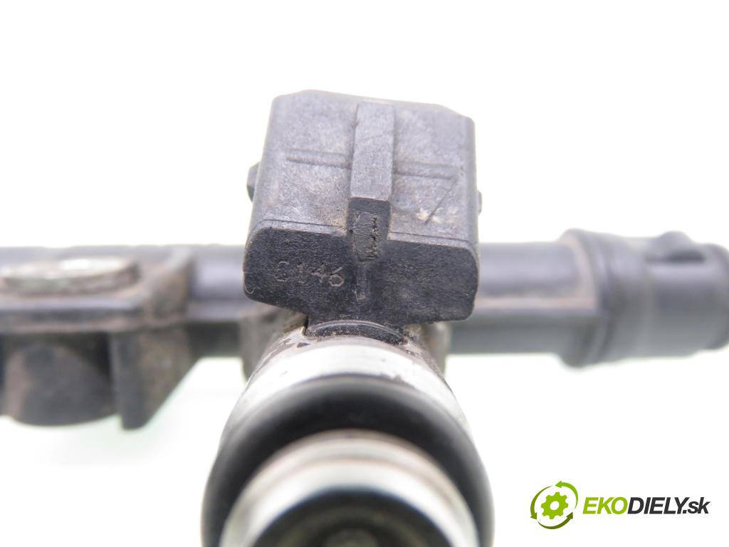 FIAT PANDA (169_) HB 2004 44,00 1.2 Natural Power - 188 A4.000 1242,00 Lišta vstrekovacia B6713219018301 (Vstrekovacia lišta)