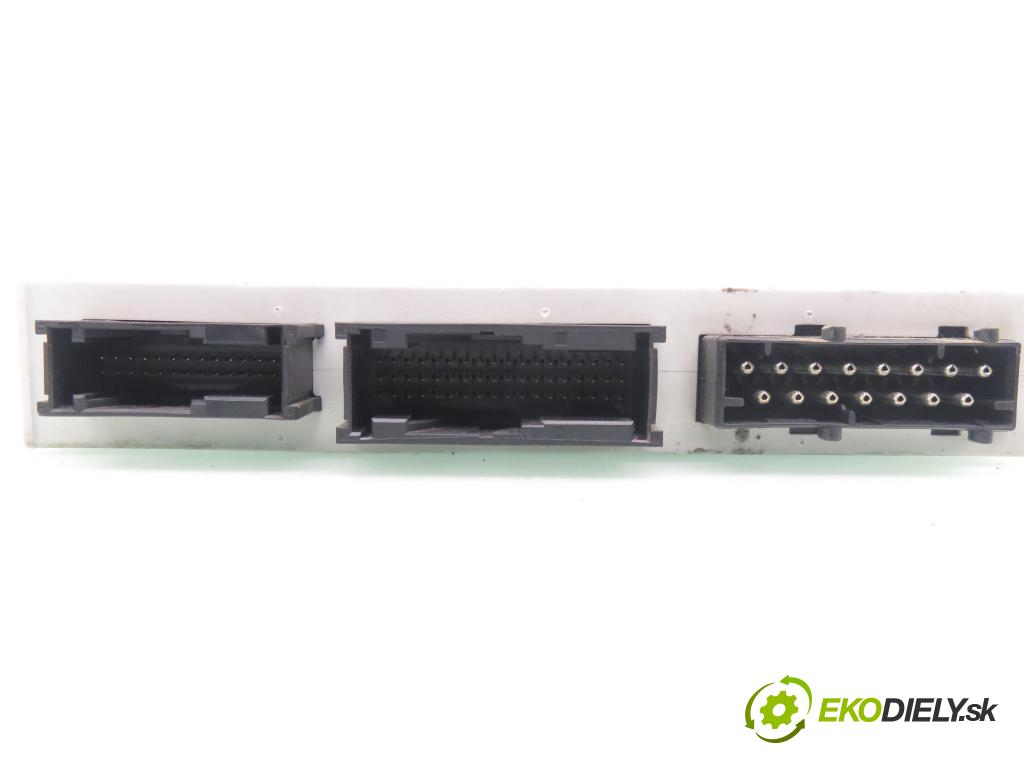 BMW 3 (E46) SEDAN 1999 100,00 320 d 136 - M47 D20 (204D1) 1951,00 MODUL komfortu 61358385538