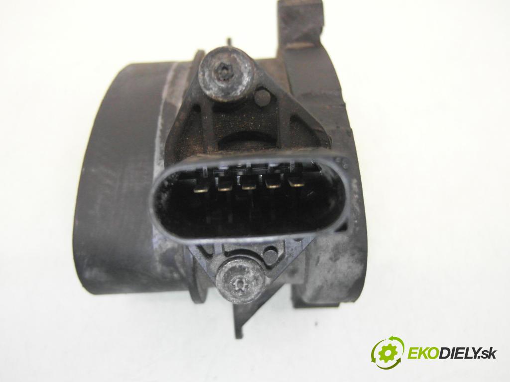 BMW 3 (E46) SEDAN 1999 100,00 320 d 136 - M47 D20 (204D1) 1951,00 váha vzduchu vzduchu 0928400314 ; 2247002