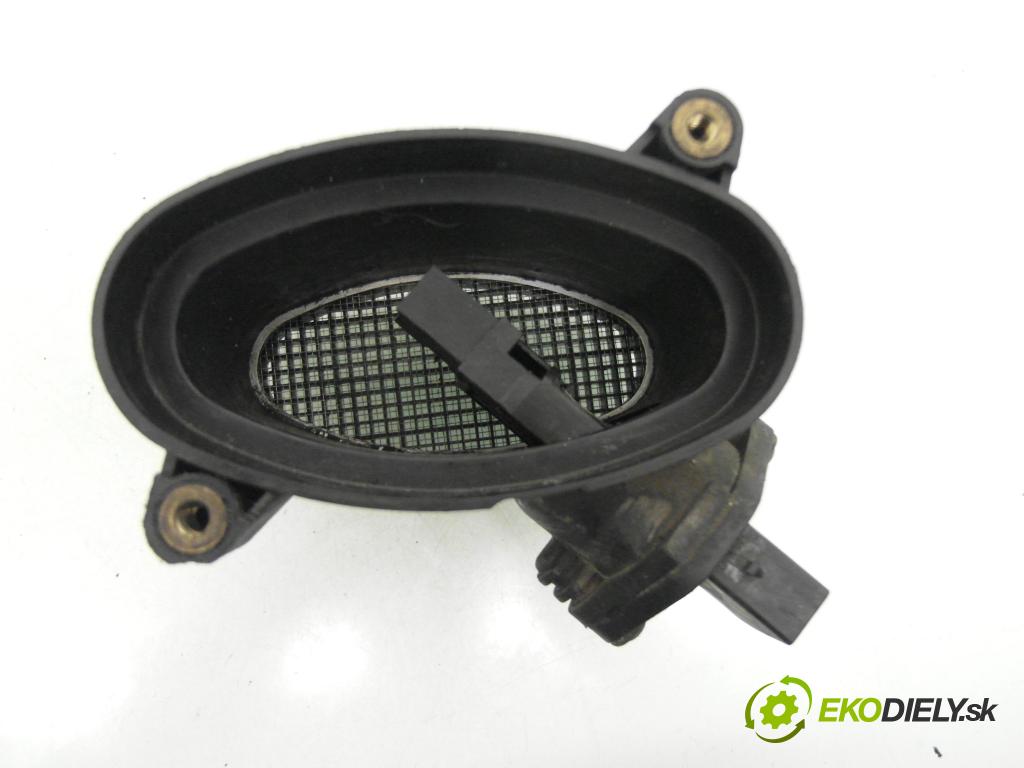 BMW 3 (E46) SEDAN 1999 100,00 320 d 136 - M47 D20 (204D1) 1951,00 váha vzduchu vzduchu 0928400314 ; 2247002