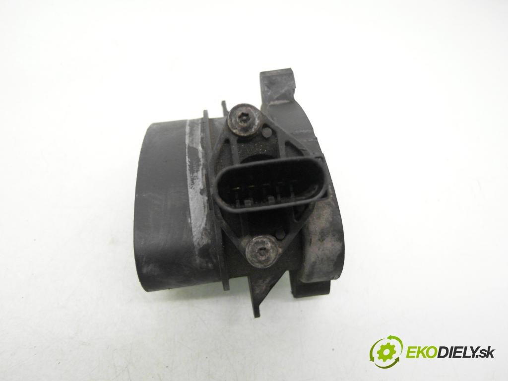 BMW 3 (E46) SEDAN 1999 100,00 320 d 136 - M47 D20 (204D1) 1951,00 váha vzduchu vzduchu 0928400314 ; 2247002