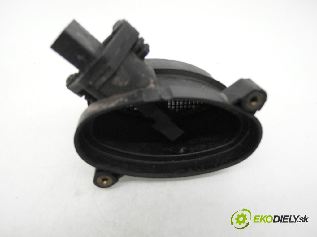 BMW 3 (E46) SEDAN 1999 100,00 320 d 136 - M47 D20 (204D1) 1951,00 váha vzduchu vzduchu 0928400314 ; 2247002