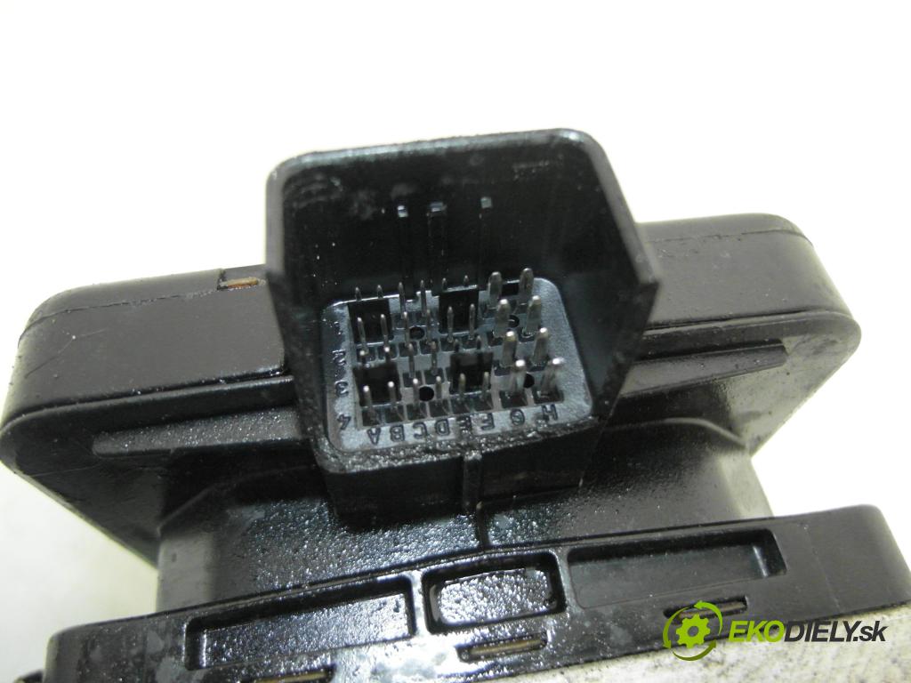 CITROEN C5 I Break (DE_) KOMBI 2003 85,00 1.8 16V (DE6FZB, DE6FZE) - 6FZ (EW7J4) 1749,00 Pumpa nápravy 963671388000 ; 9643373280