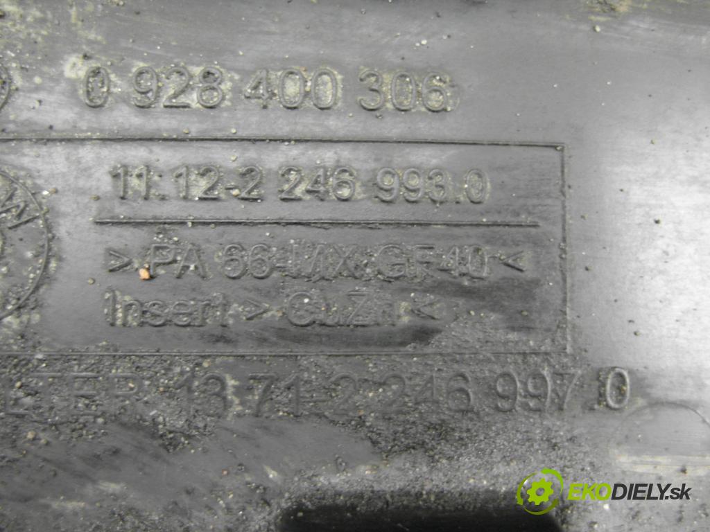 BMW 3 (E46) SEDAN 1999 100,00 320 d 136 - M47 D20 (204D1) 1951,00 Kryt Ventilov 0928400306 ; 1112222469930 ; 137122469970