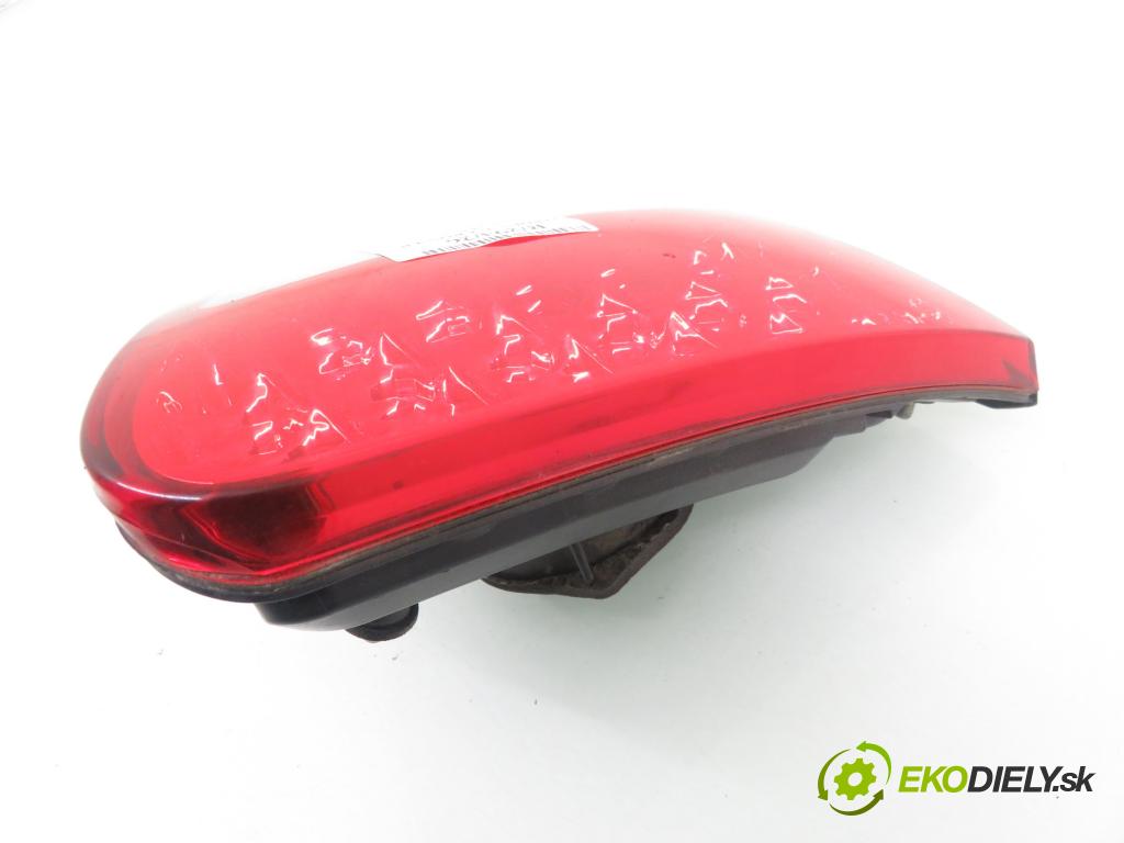 CITROEN C-CROSSER (EP_) SUV 2011 115,00 2.2 HDi 160 - 4HN (DW12MTED4) 2179,00 Svetlo ľavé zadné kufor 1146380L