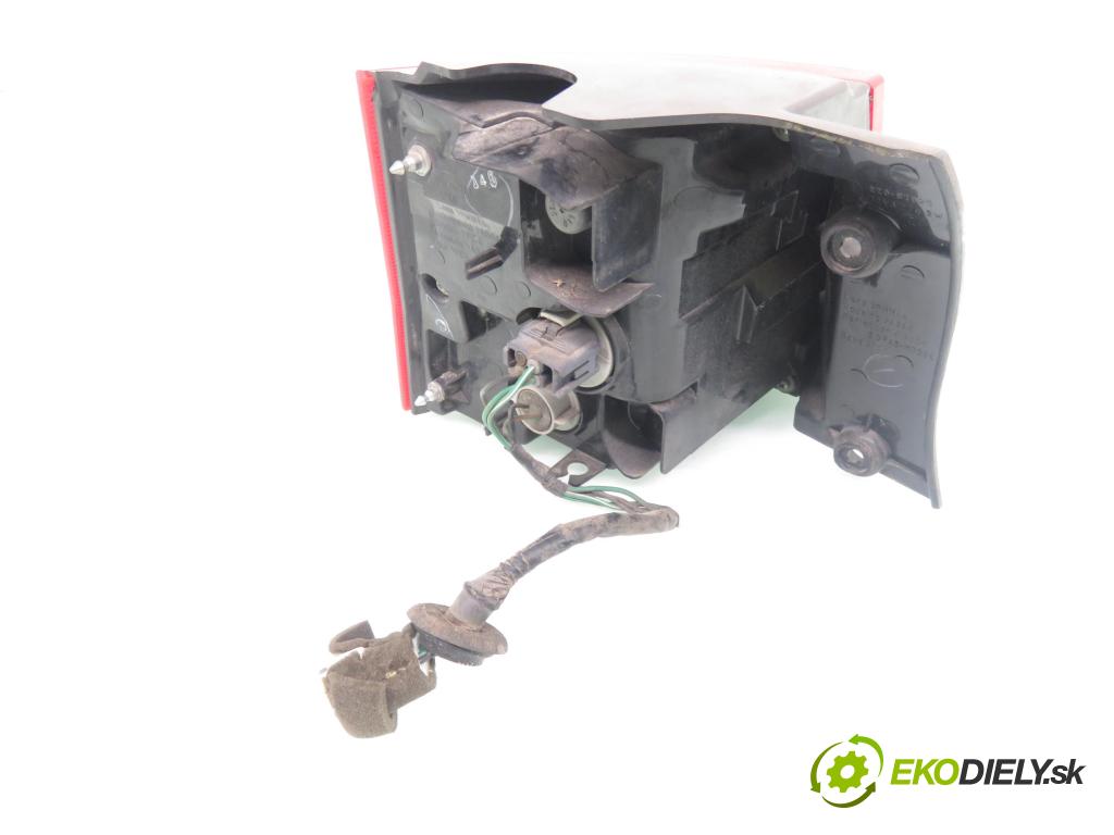 CITROEN C-CROSSER (EP_) SUV 2011 115,00 2.2 HDi 160 - 4HN (DW12MTED4) 2179,00 Svetlo pravé zadné 22087920 ; 22087813