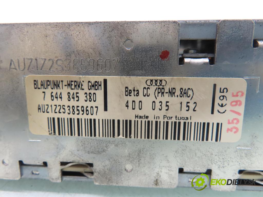 AUDI A4 (8D2, B5) SEDAN 1995 66,00 1.9 TDI - 1Z 1896,00 RADIO Modul 4D0035152