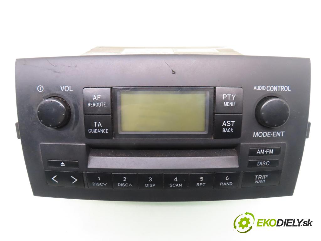 TOYOTA COROLLA Verso (_E12_) MINIVAN 2002 66,00 2.0 D-4D (CDE120_) - 1CD-FTV 1995,00 RADIO CD 8612013060B0