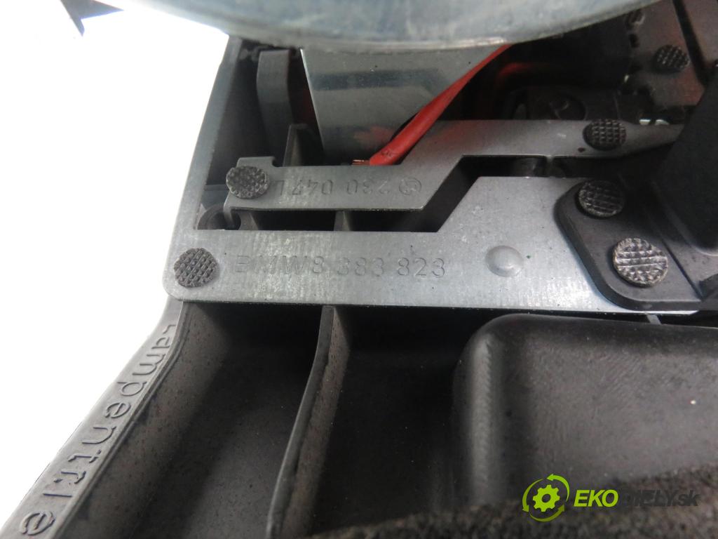 BMW 3 (E46) SEDAN 1999 100,00 320 d 136 - M47 D20 (204D1) 1951,00 Svetlo ľavé zadné 230021L ; 8383321