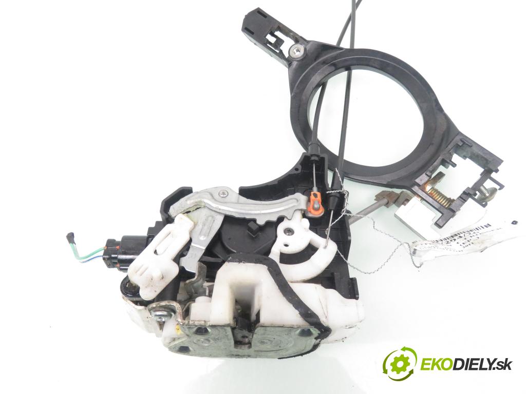 CITROEN C-CROSSER (EP_) SUV 2011 115,00 2.2 HDi 160 - 4HN (DW12MTED4) 2179,00 zámok PTE