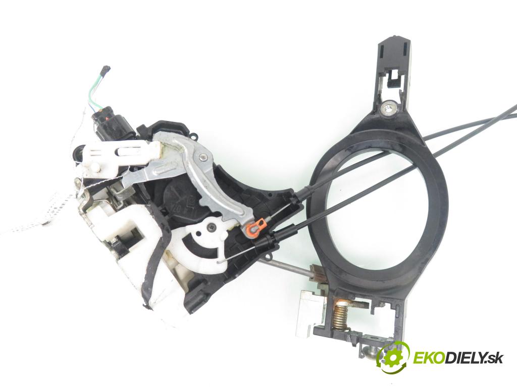 CITROEN C-CROSSER (EP_) SUV 2011 115,00 2.2 HDi 160 - 4HN (DW12MTED4) 2179,00 zámok PTE
