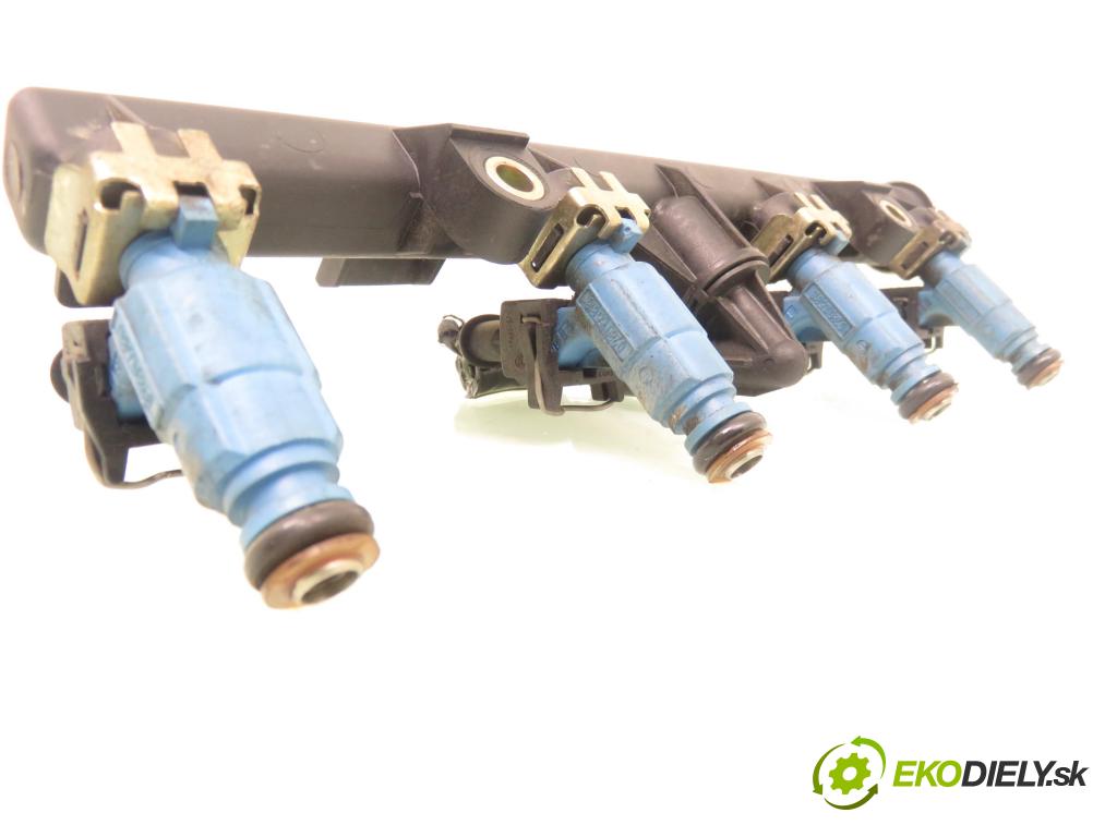 FIAT SIENA (178_) / ALBEA SEDAN 2003 59,00 1.2 - 188 A5.000 1242,00 Lišta vstrekovacia 0280151 ; 0280155816 (Vstrekovacia lišta)