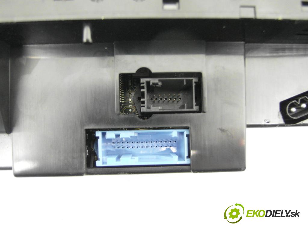 BMW 5 (E39) SEDAN 1997 110,00 520 i 150 - M52 B20 (206S3) 1991,00 Panel kúrenia KLIMATRONIK 8385927 ; 83859279