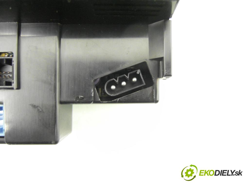 BMW 5 (E39) SEDAN 1997 110,00 520 i 150 - M52 B20 (206S3) 1991,00 Panel kúrenia KLIMATRONIK 8385927 ; 83859279