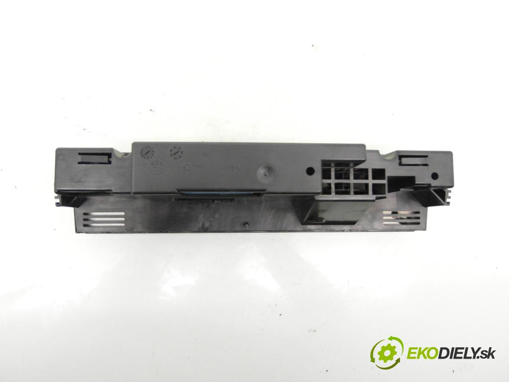 BMW 5 (E39) SEDAN 1997 110,00 520 i 150 - M52 B20 (206S3) 1991,00 Panel kúrenia KLIMATRONIK 8385927 ; 83859279