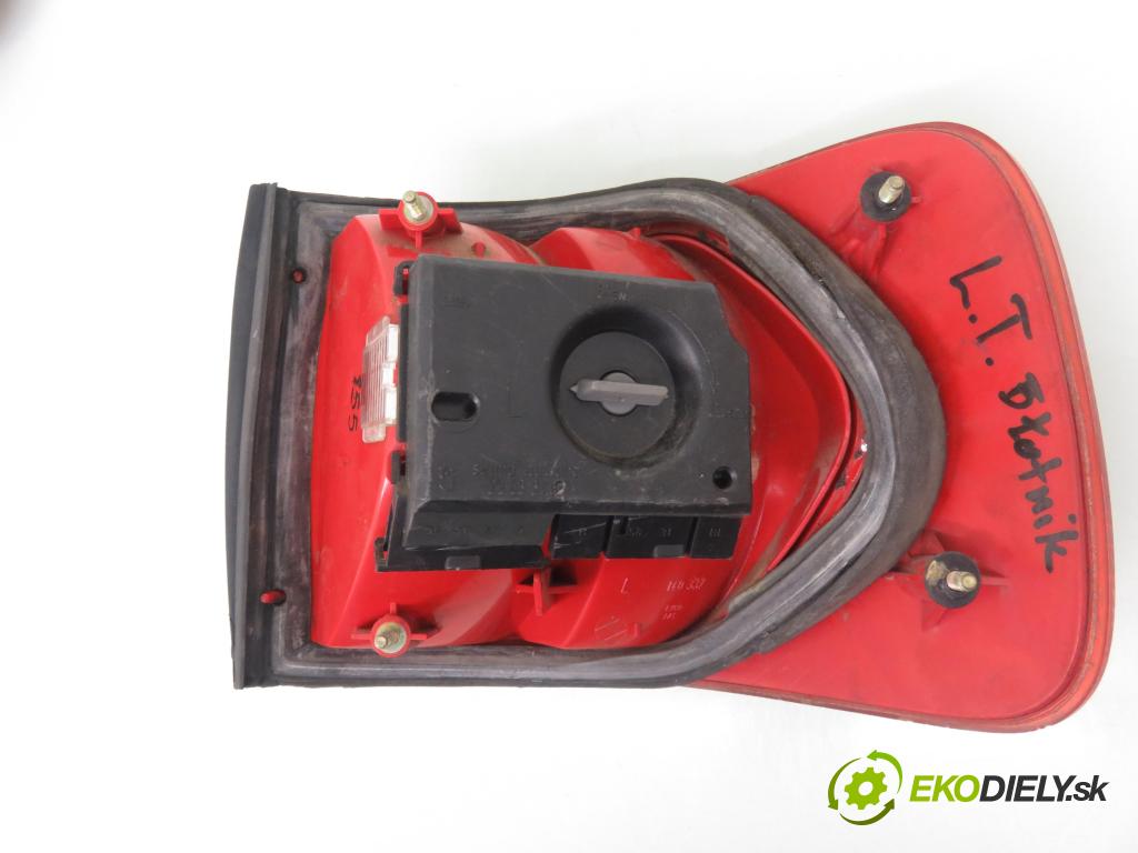 AUDI 80 (8C, B4) SEDAN 1994 66,00 1.9 TDI - 1Z 1896,00 Svetlo ľavé zadné 8A0945095E ; 140337