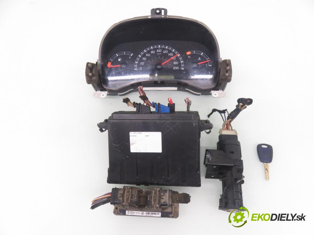 FIAT PANDA (169_) HB 2004 40,00 1.1 54 - 187 A1.000 1108,00 spínačka / imobilizéra IMMO / řídící jednotka 55193434 ; IAW5AFSM ; S118578010B