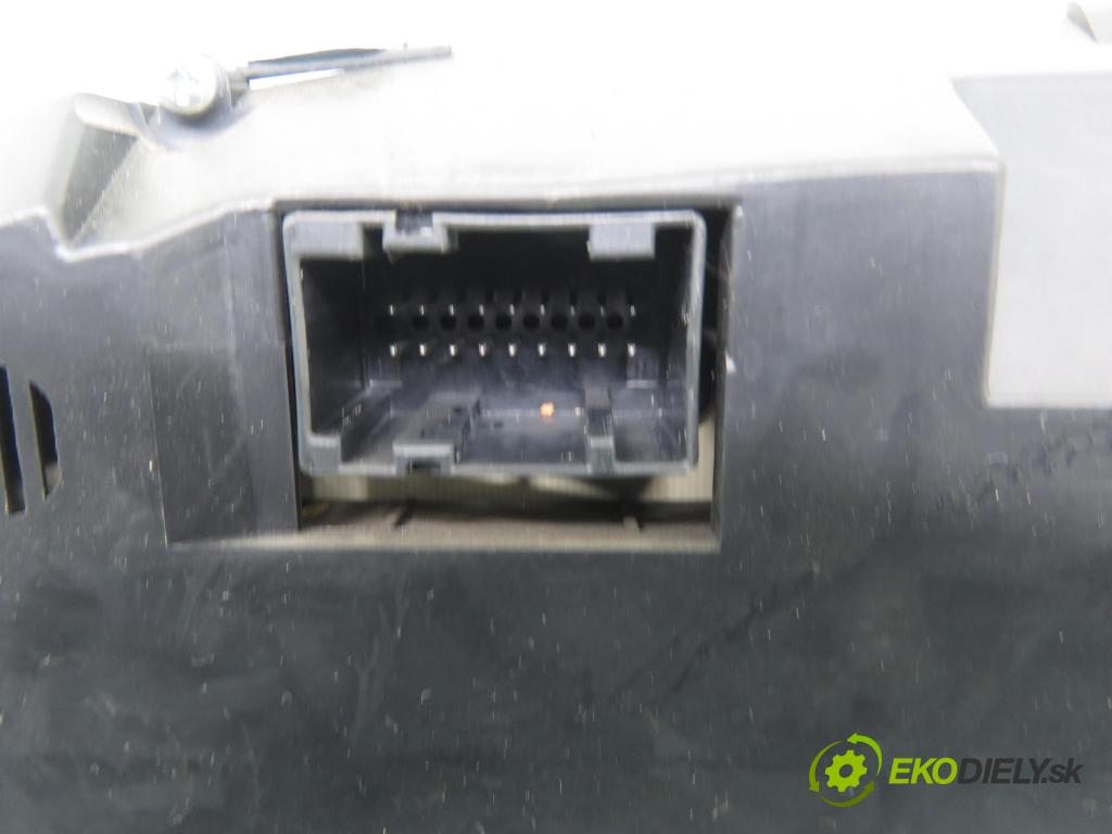 FIAT PANDA (169_) HB 2004 40,00 1.1 54 - 187 A1.000 1108,00 spínačka / imobilizéra IMMO / řídící jednotka 55193434 ; IAW5AFSM ; S118578010B
