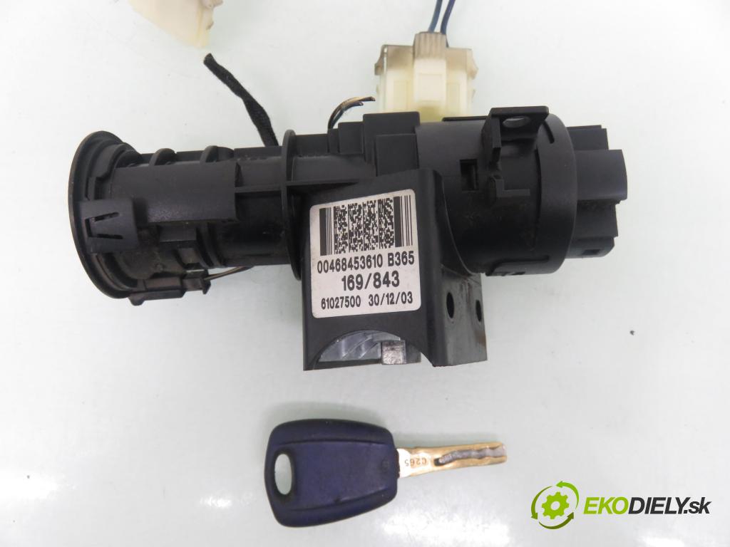 FIAT PANDA (169_) HB 2004 40,00 1.1 54 - 187 A1.000 1108,00 spínačka / imobilizéra IMMO / řídící jednotka 55193434 ; IAW5AFSM ; S118578010B