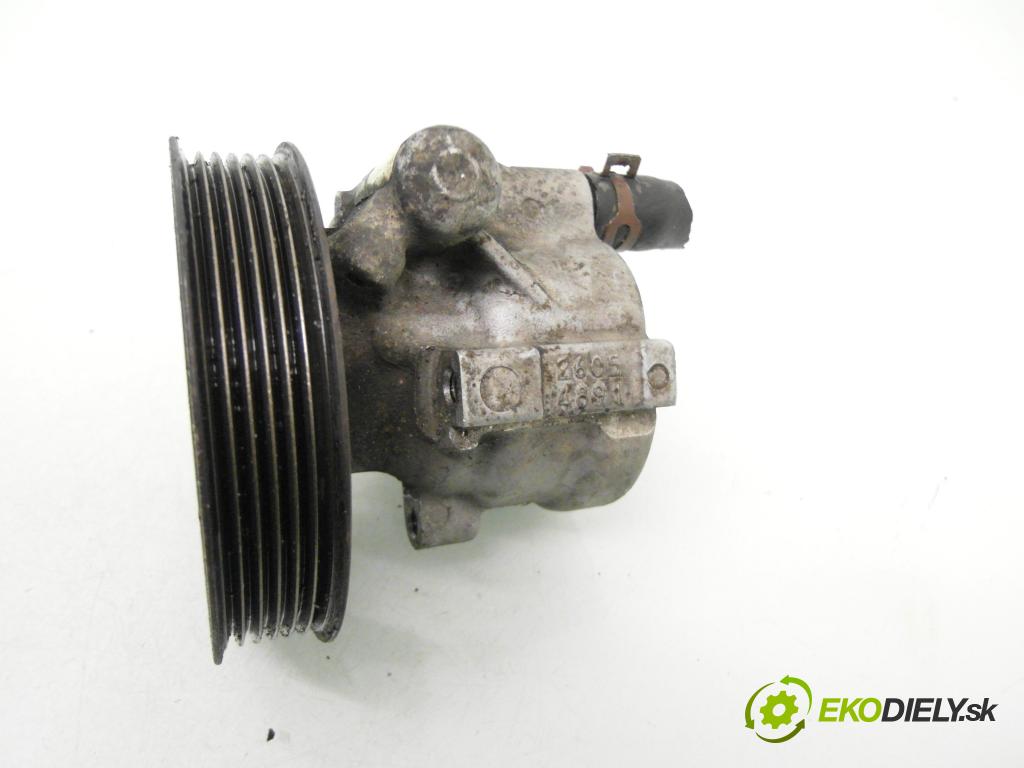 RENAULT VEL SATIS (BJ0_) HB 2002 133,00 3.0 dCi (BJ0S) - P9X 715 2958,00 pumpa servočerpadlo 26101511 ; 8973294700 ; 8200223611 (Servočerpadlo)