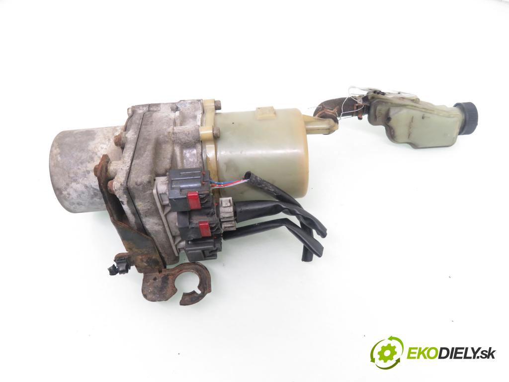 MAZDA 5 (CR19) MINIVAN 2007 107,00 2 - LFF7 1999,00 pumpa servočerpadlo HYD-EL.