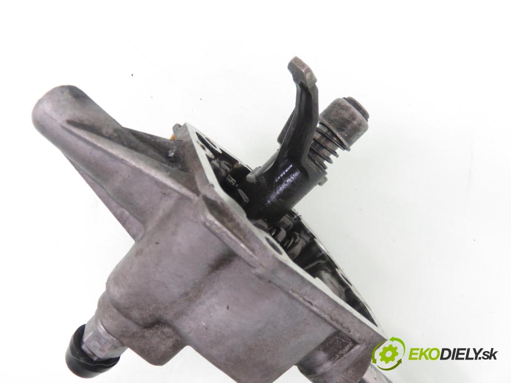 OPEL CORSA B (S93) HB 1999 40,00 1.0 i 12V 54 - X 10 XE 973,00 Kulisa prevodovky 90400206