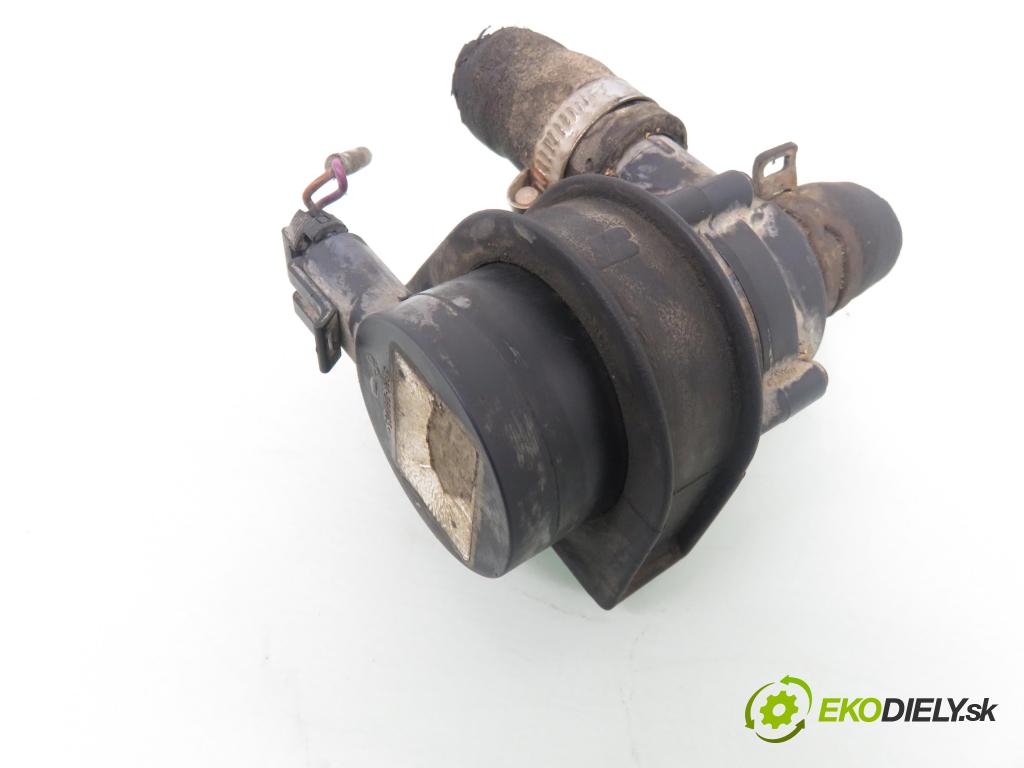 VOLVO V50 (MW) KOMBI 2005 100,00 2.0 D 136 - D 4204 T (PSA) 1997,00 pumpa paliva Webasto