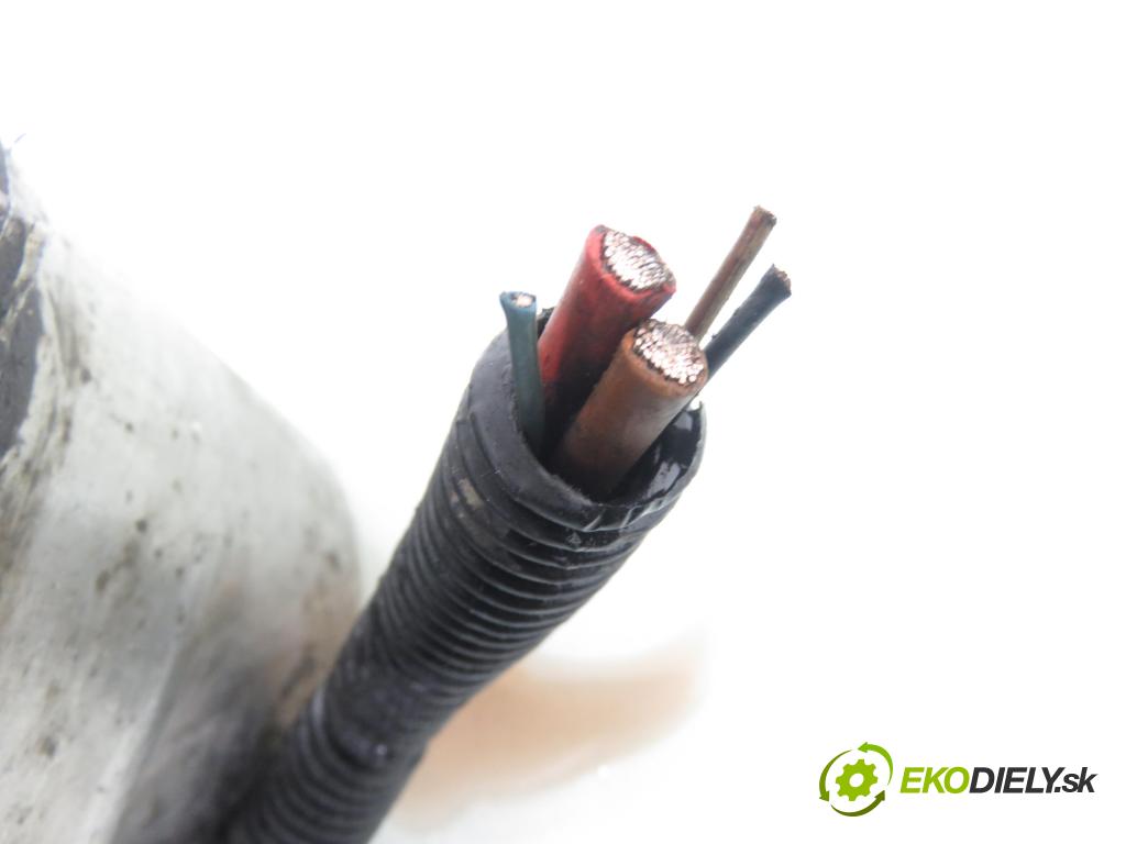 OPEL ASTRA G liftback (T98) HB 2001 74,00 2.0 DTI 16V - X 20 DTH 1995,00 Pumpa servočerpadlo 1040085003094