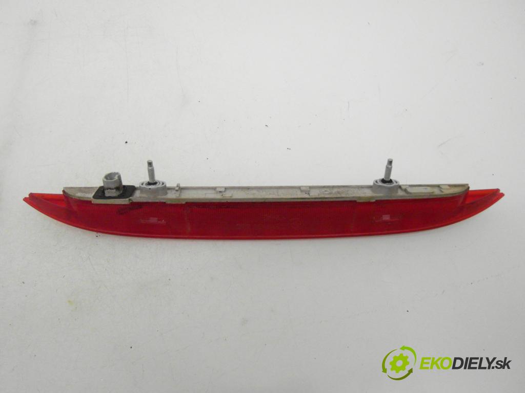 MAZDA 5 (CR19) MINIVAN 2007 107,00 2 - LFF7 1999,00 SVĚTLO bŕzd D46151580