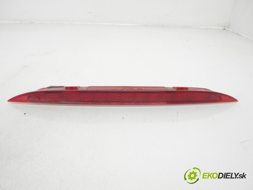 MAZDA 5 (CR19) MINIVAN 2007 107,00 2 - LFF7 1999,00 SVĚTLO bŕzd D46151580