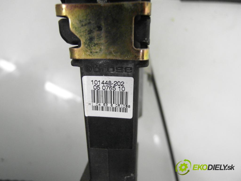 SKODA OCTAVIA I (1U2) SEDAN 1998 66,00 1.9 TDI 90- AGR 1896,00 Mechanizmus okien 101448202 ; 05076510 ; 0130821730