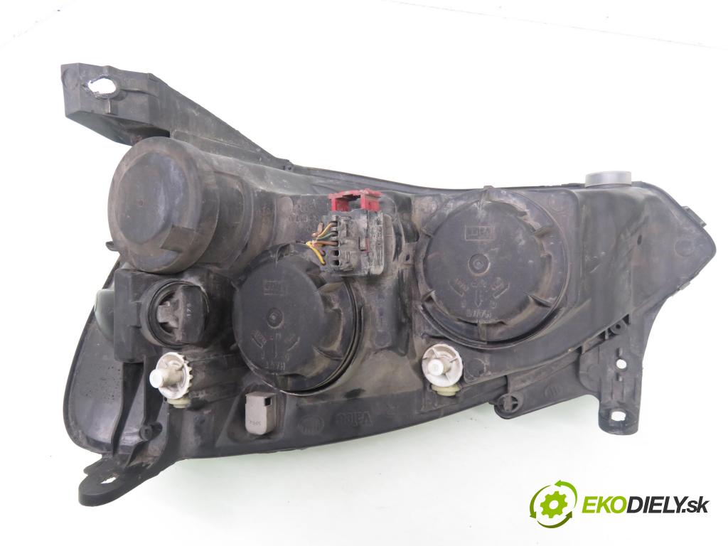 OPEL CORSA C (X01) HB 2002 44,00 1 - Z 10 XEP 998,00 Svetlo PP