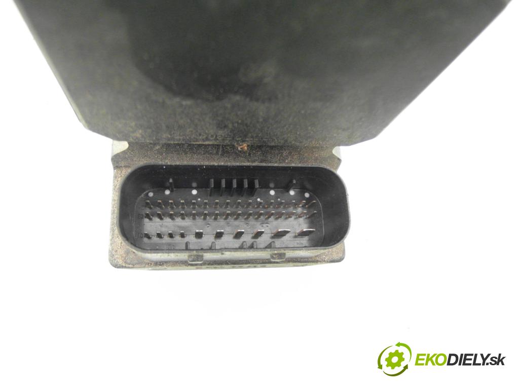 AUDI A4 Avant (8E5, B6) KOMBI 2002 96,00 2 - ALT 1984,00 Pumpa ABS 0265950011 ; 0265225048 ; 8E0614517 (Pumpa ABS)