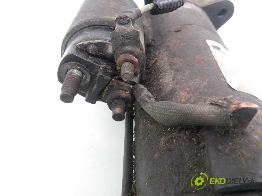 VOLVO V50 (MW) KOMBI 2005 100,00 2.0 D 136 - D 4204 T (PSA) 1997,00 startér  (Startér)