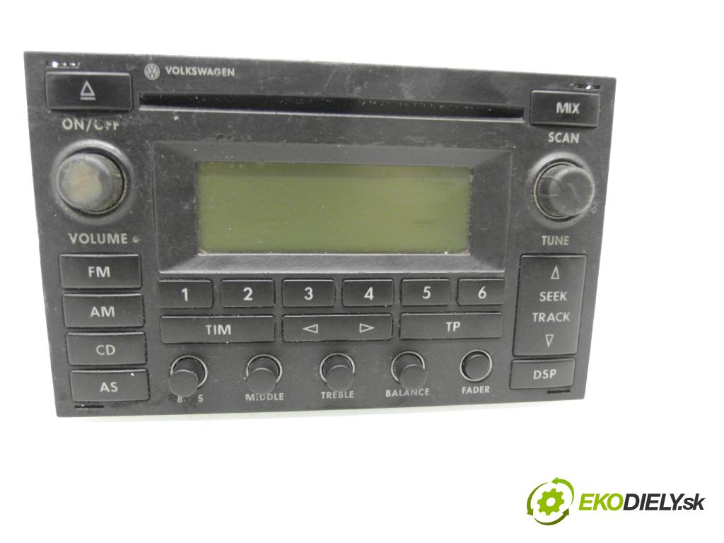 VW PASSAT B5.5 Variant (3B6) KOMBI 2001 96,00 1.9 TDI PD 130 - AVF 1896,00 RADIO CD 3B7035195
