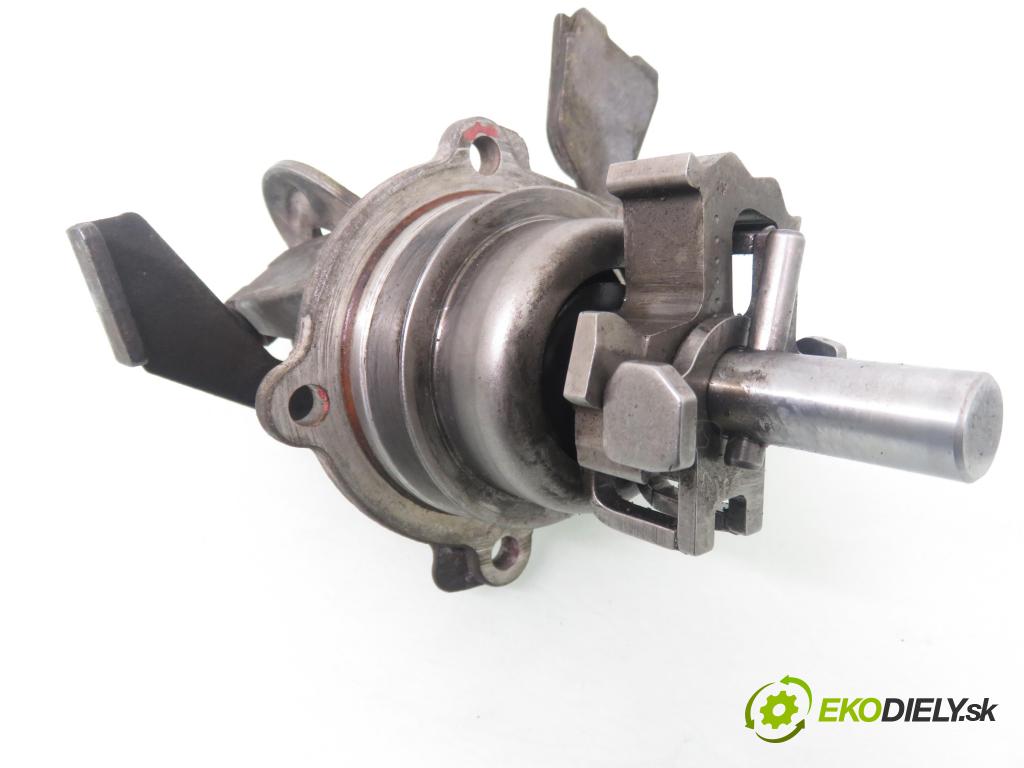 OPEL ASTRA G liftback (T98) HB 2001 74,00 2.0 DTI 16V - X 20 DTH 1995,00 Kulisa prevodovky