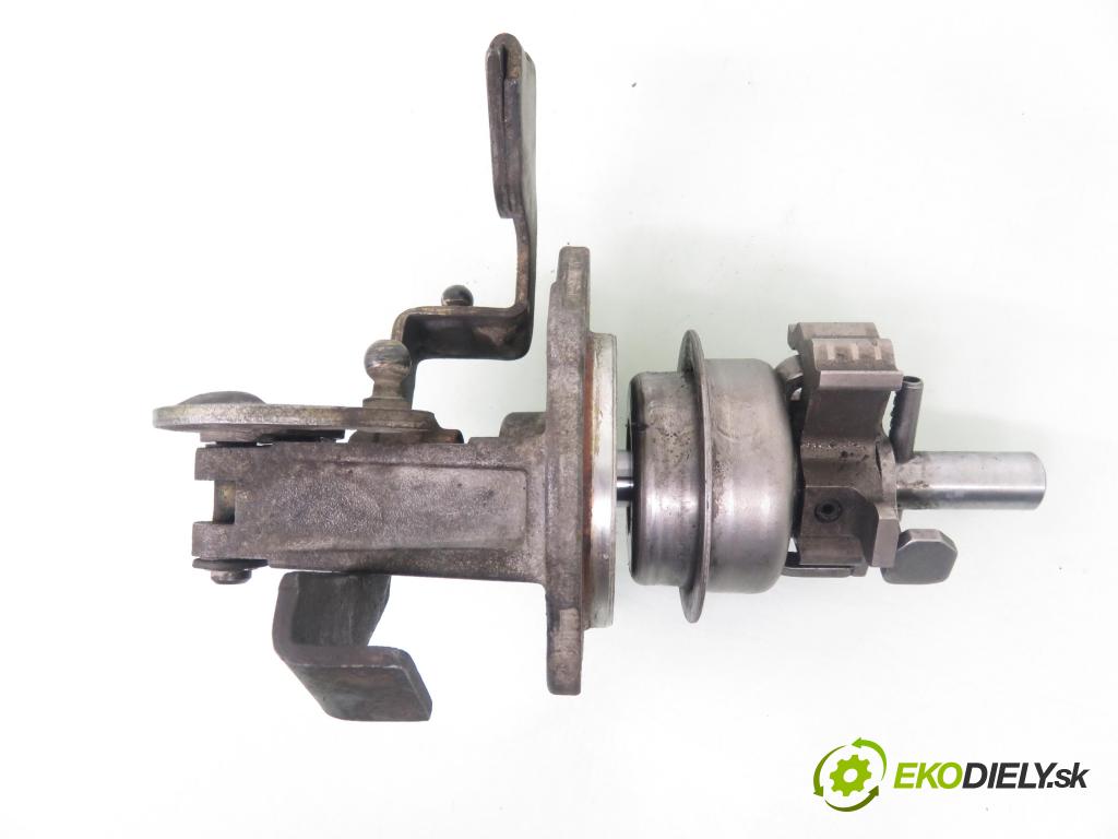 OPEL ASTRA G liftback (T98) HB 2001 74,00 2.0 DTI 16V - X 20 DTH 1995,00 Kulisa prevodovky