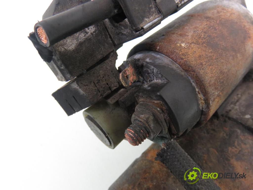 MAZDA 5 (CR19) MINIVAN 2007 107,00 2 - LFF7 1999,00 Štartér M000T90981 (Štartér)