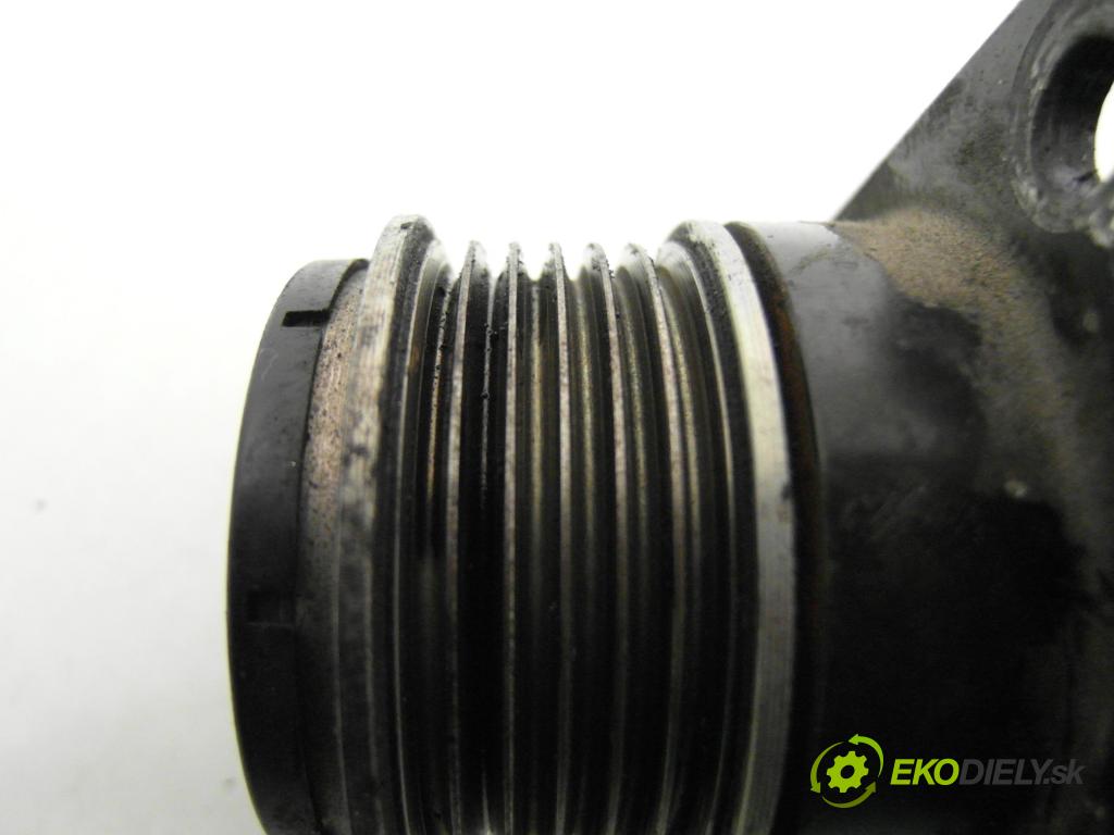 FORD FOCUS Turnier (DNW) KOMBI 2004 85,00 1.8 TDCi - F9DA 1753,00 Alternátor  (Alternátor)