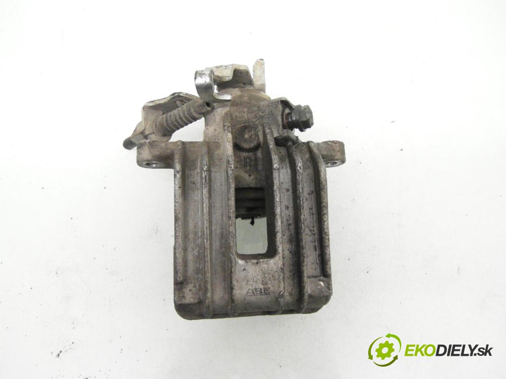 SKODA OCTAVIA I (1U2) SEDAN 1998 66,00 1.9 TDI 90- AGR 1896,00 brzdič třmen PT