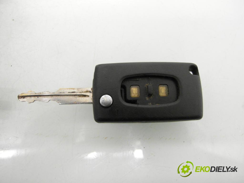 CITROEN C-CROSSER (EP_) SUV 2011 115,00 2.2 HDi 160 - 4HN (DW12MTED4) 2179,00 spinačka 8670A039 ; G8D646MBP (Spínacia skrinka)