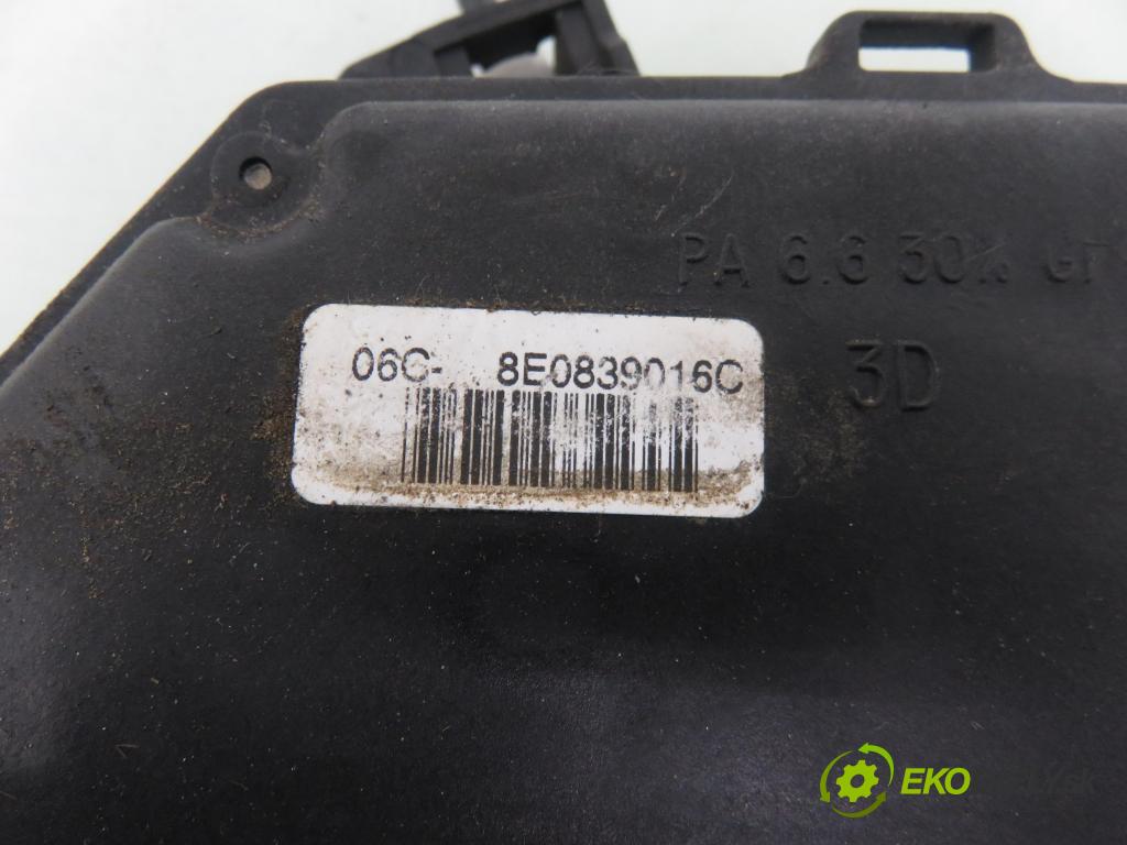 AUDI A4 Avant (8E5, B6) KOMBI 2002 96,00 2 - ALT 1984,00 zámok PTE 8E0839016C