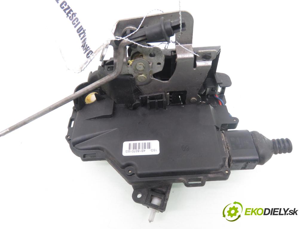 AUDI A4 Avant (8E5, B6) KOMBI 2002 96,00 2 - ALT 1984,00 zámok 4B1837015G