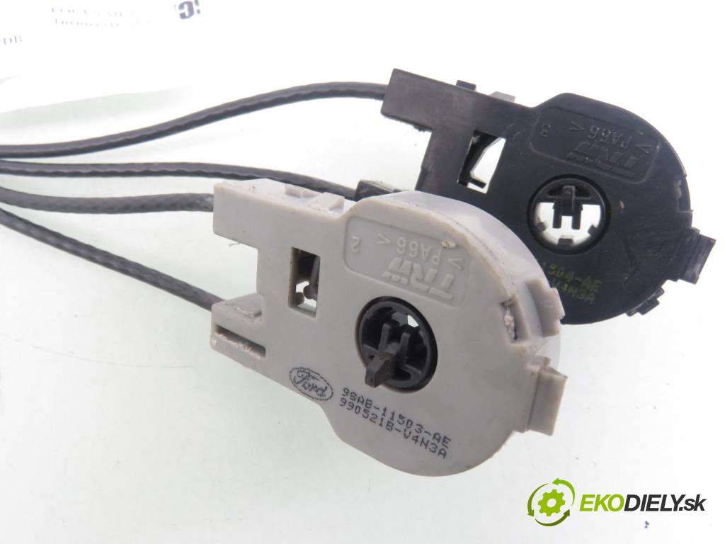 FORD FOCUS Turnier (DNW) KOMBI 1999 74,00 1.6 16V - FYDB 1596,00 lanko panel topení 98AB11504AE ; 96AB11503AE