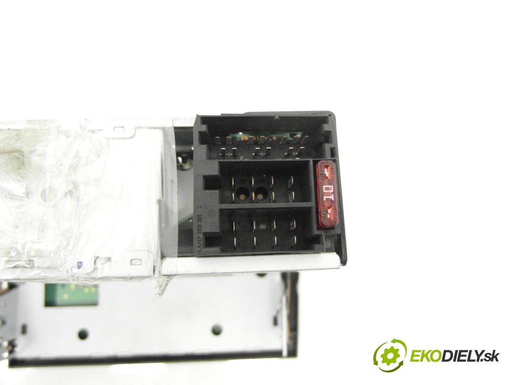 OPEL VECTRA C (Z02) LIFTBACK 2004 74,00 2.0 DTI 16V 101 - Y 20 DTH 1995,00 RADIO CD 13138246 ; 33088663 ; 13190970