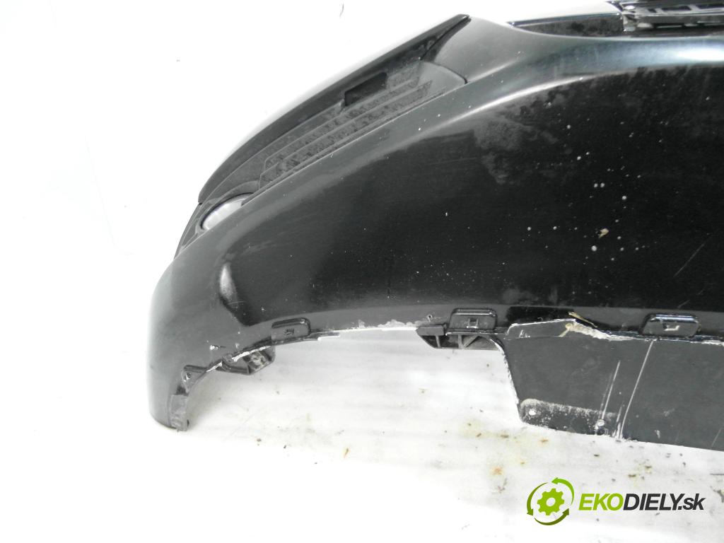 OPEL ZAFIRA B (A05) MINIVAN 2007 88,00 1.9 CDTI 8V 120 - Z 19 DT 1910,00 Nárazník predný