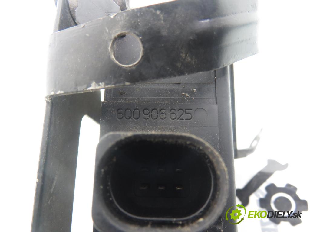 VW GOLF V (1K1) HB 2005 103,00 2.0 TDI 16V - BKD 1968,00 VENTIL magnetický 6Q0906625 ; 1KO906279