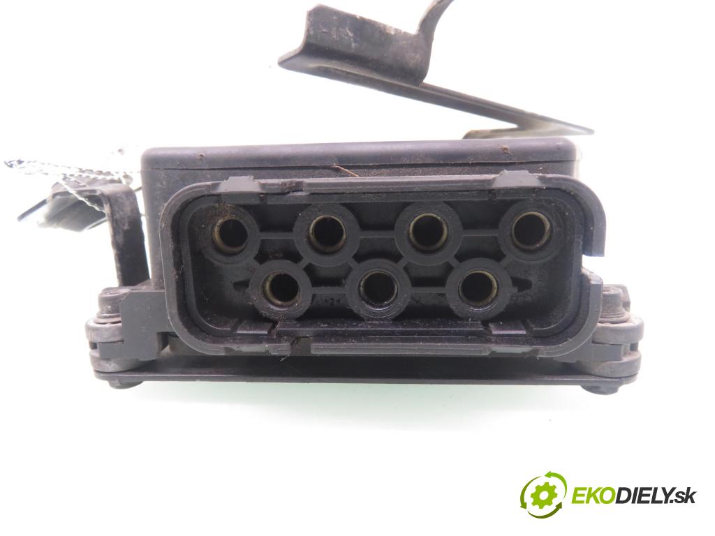 VW GOLF V (1K1) HB 2005 103,00 2.0 TDI 16V - BKD 1968,00 VENTIL magnetický 6Q0906625 ; 1KO906279