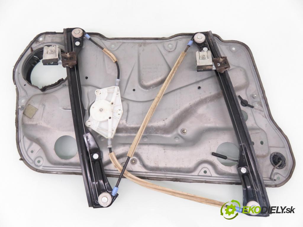 VW BORA (1J2) SEDAN 2002 85,00 2 - AQY 1984,00 Mechanizmus okien 1J4837756F ; 1J4837462H ; 113120L