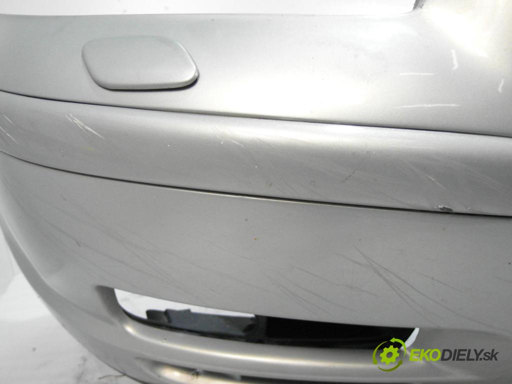 TOYOTA AVENSIS Kombi (_T25_) KOMBI 2005 120,00 2.4 (AZT251_) - 2AZ-FSE 2362,00 Nárazník predný